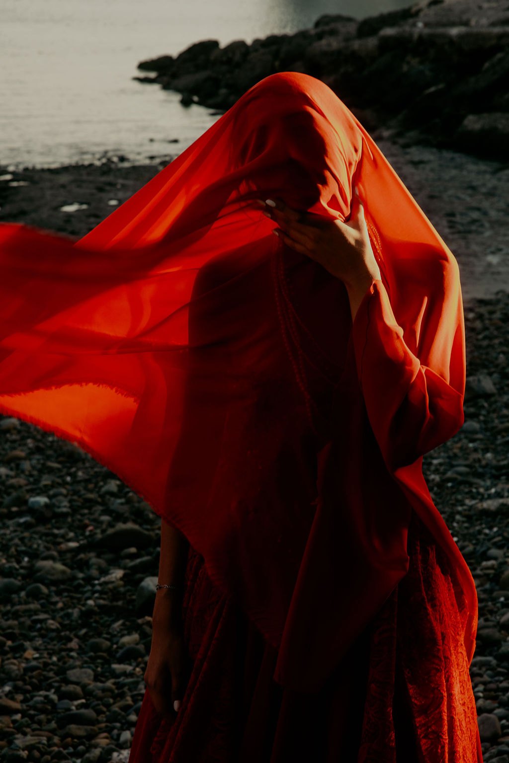 SABI-SELAH — EDITORIAL